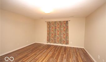 556 Hollowood Ln, Avon, IN 46123
