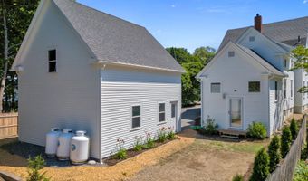 85 Bedford St, Bath, ME 04530