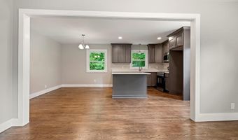 762 Austin Bottom Rd, Baxter, TN 38544