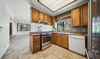 1523 Verdi St, Alameda, CA 94501