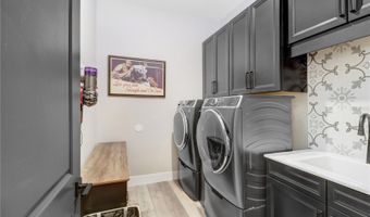 6104 LAGOMAR Ln, Apollo Beach, FL 33572
