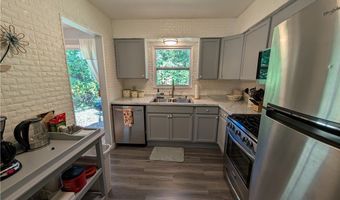 1494 Hilton Dr, Akron, OH 44313