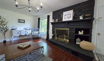 614 6th St NE, Arab, AL 35016