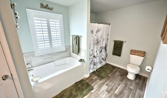 6 LOBELL Rd, Abbottstown, PA 17301