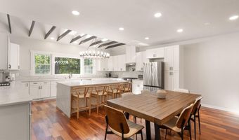 7324 AUBURN St, Annandale, VA 22003