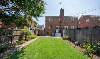 210 ADAMS Ave, Alexandria, VA 22301