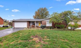 124 Timka Dr, Ballwin, MO 63011