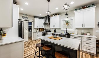 1361 Walkers Chapel Rd, Adolphus, KY 42120