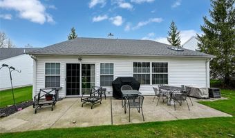 194 Kensington Ct, Aurora, OH 44202