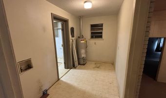 906 W Louisiana St, Beebe, AR 72012