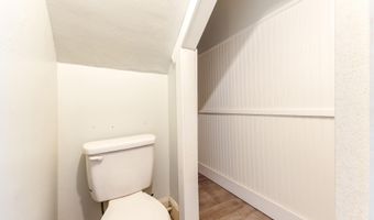 44 Sixth St, Auburn, ME 04210