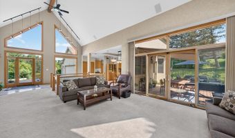 11923 Devonshire St, Algonquin, IL 60102