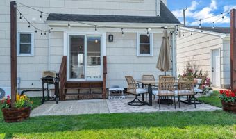 728 NEPTUNE Ave, Beachwood, NJ 08722