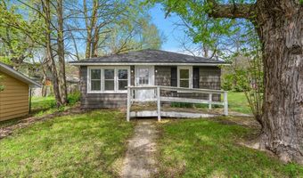 47 Wayne St, Allegan, MI 49010