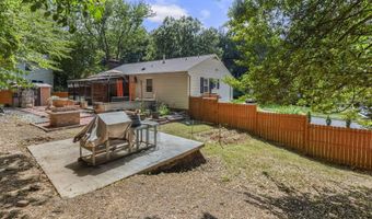 8418 STONE GATE Dr, Annandale, VA 22003