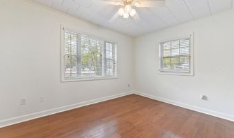 633 Keller St, Bay St. Louis, MS 39520