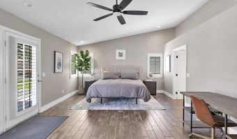 15305 Lookout Rd, Apple Valley, CA 92307