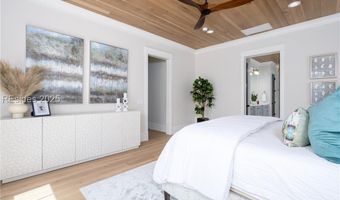 123 Hunting Lodge Rd, Bluffton, SC 29910