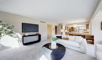 3682 Tanglewood Ct, Ann Arbor, MI 48105