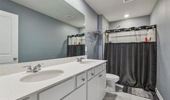 2202 Barry Dr, Adel, IA 50003