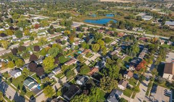 2512 N CHESTWOOD Ct, Appleton, WI 54911