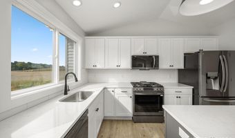 7117 Kettle Dale Ave SE, Alto, MI 49302