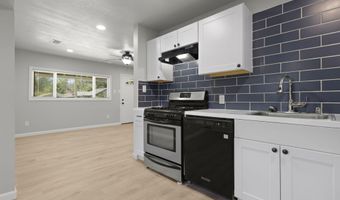 6937 Lady Smith Ave, Anderson, CA 96007