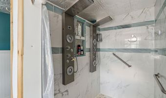 146 S Main St, Bradford, VT 05033