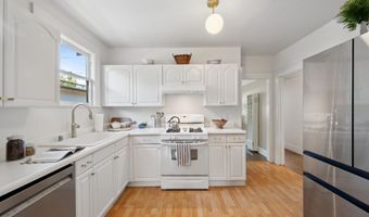 1539 6Th St, Alameda, CA 94501