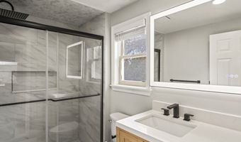 15 Berkshire Dr, Brookfield, CT 06804