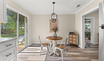 594 CEDAR Ave, Baldwin, FL 32234