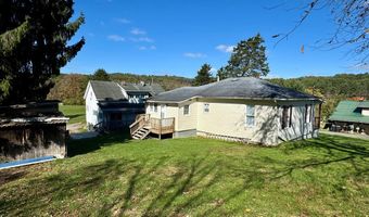 210 LITTLE VINE Dr, Beaver, WV 25813