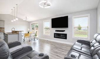 2013 NW Woodland Ct, Ankeny, IA 50023