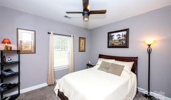 340 Hound Hollow Rd, Camden, SC 29020