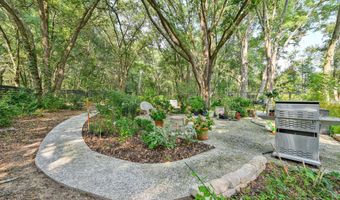 9 Bajala Dr E, Beaufort, SC 29907