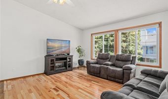 7923 147th St W, Apple Valley, MN 55124