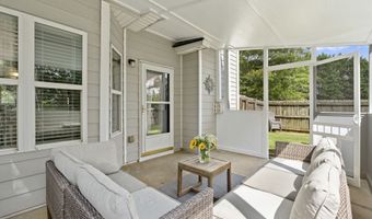 824 Port W Dr, Auburn, GA 30011