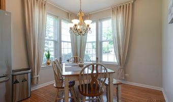 2 Tiverton Ct, Algonquin, IL 60102