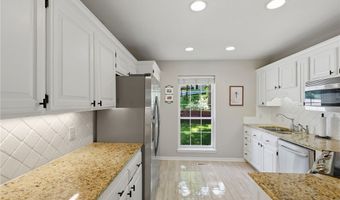 7 Brixham Ln, Bella Vista, AR 72714