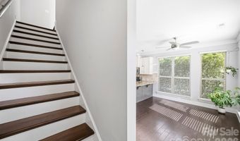 923 Warren Burgess Ln, Charlotte, NC 28205