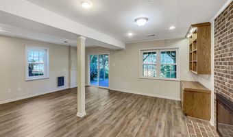 5815 JANE Way, Alexandria, VA 22310