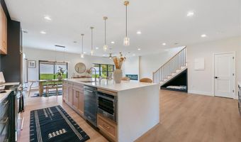 7577 138th St W, Apple Valley, MN 55124