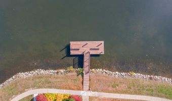 624 Peninsula Ct, Ann Arbor, MI 48105