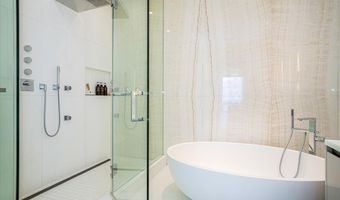 1118 Ala Moana Blvd 2806, Honolulu, HI 96814