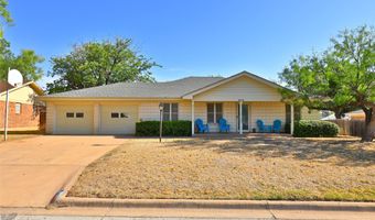 2810 Arrowhead Dr, Abilene, TX 79606