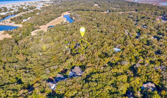 19 Three Flipper Trl, Bald Head Island, NC 28461