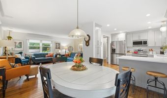 32 Whippoorwill Rd, Bethel, CT 06801