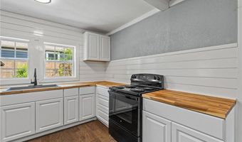 320 Maple Shade Rd, Alma, AR 72921