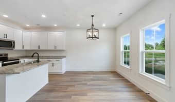338 Legends Cir, Baxter, TN 38544