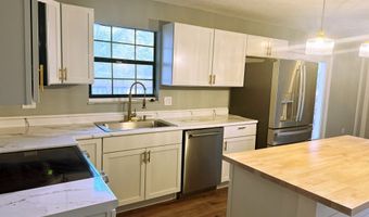 8535 Kenasaw Ct, Indianapolis, IN 46217